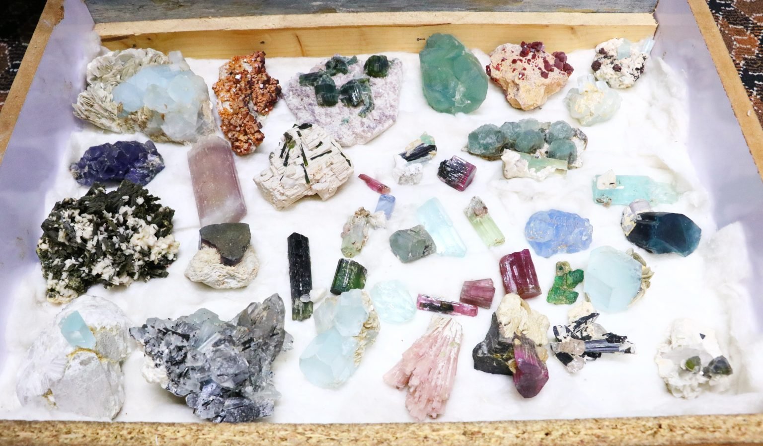 minerals-3-1536x898 minerals-3-1536x898