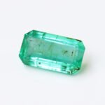IGI Certified Natural & Unheated Green Emerald Gemstone-PAKISTAN - Image 2