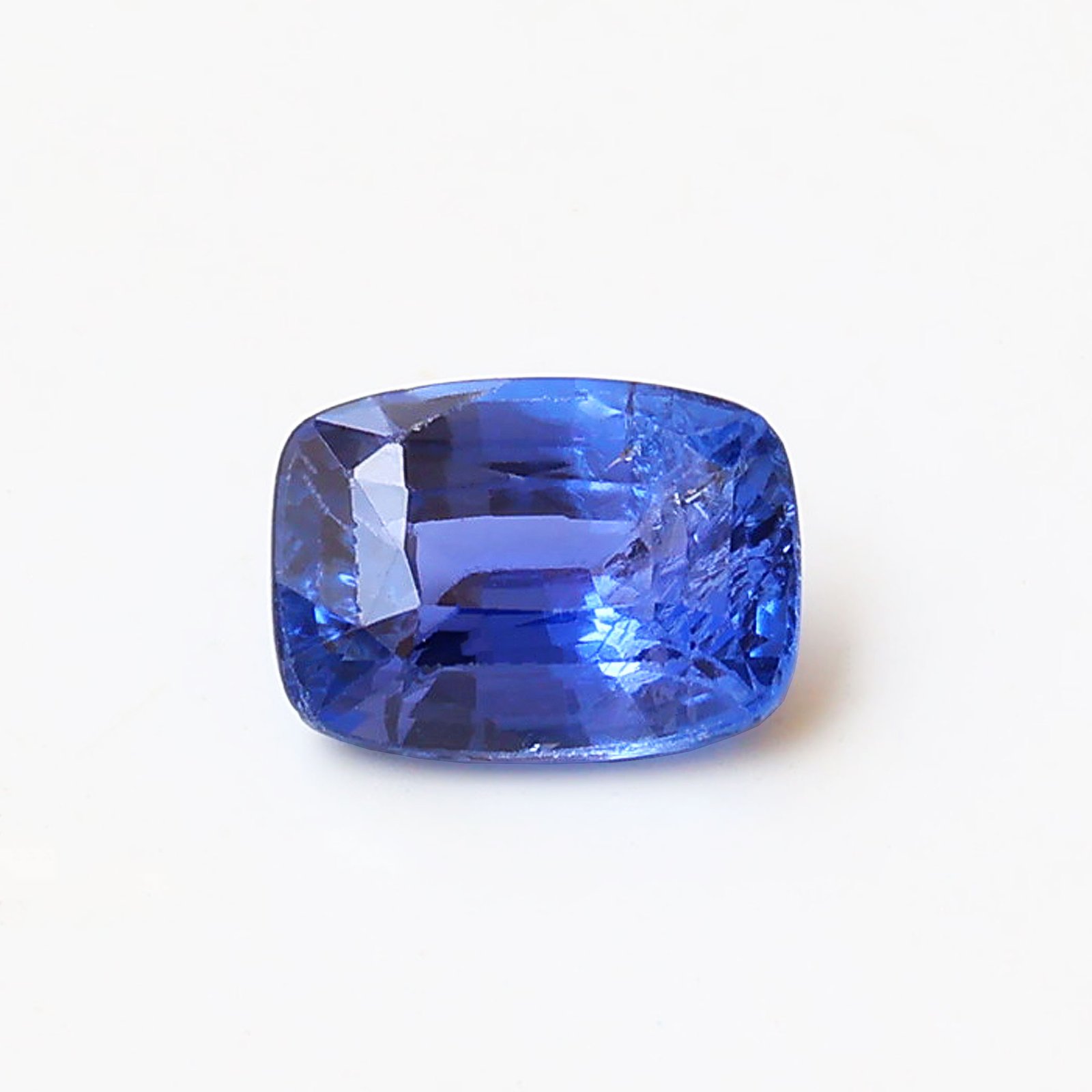 12.1 IGI Certified Natural & Unheated Blue Sapphire Gemstone - Madagascar - Image 1