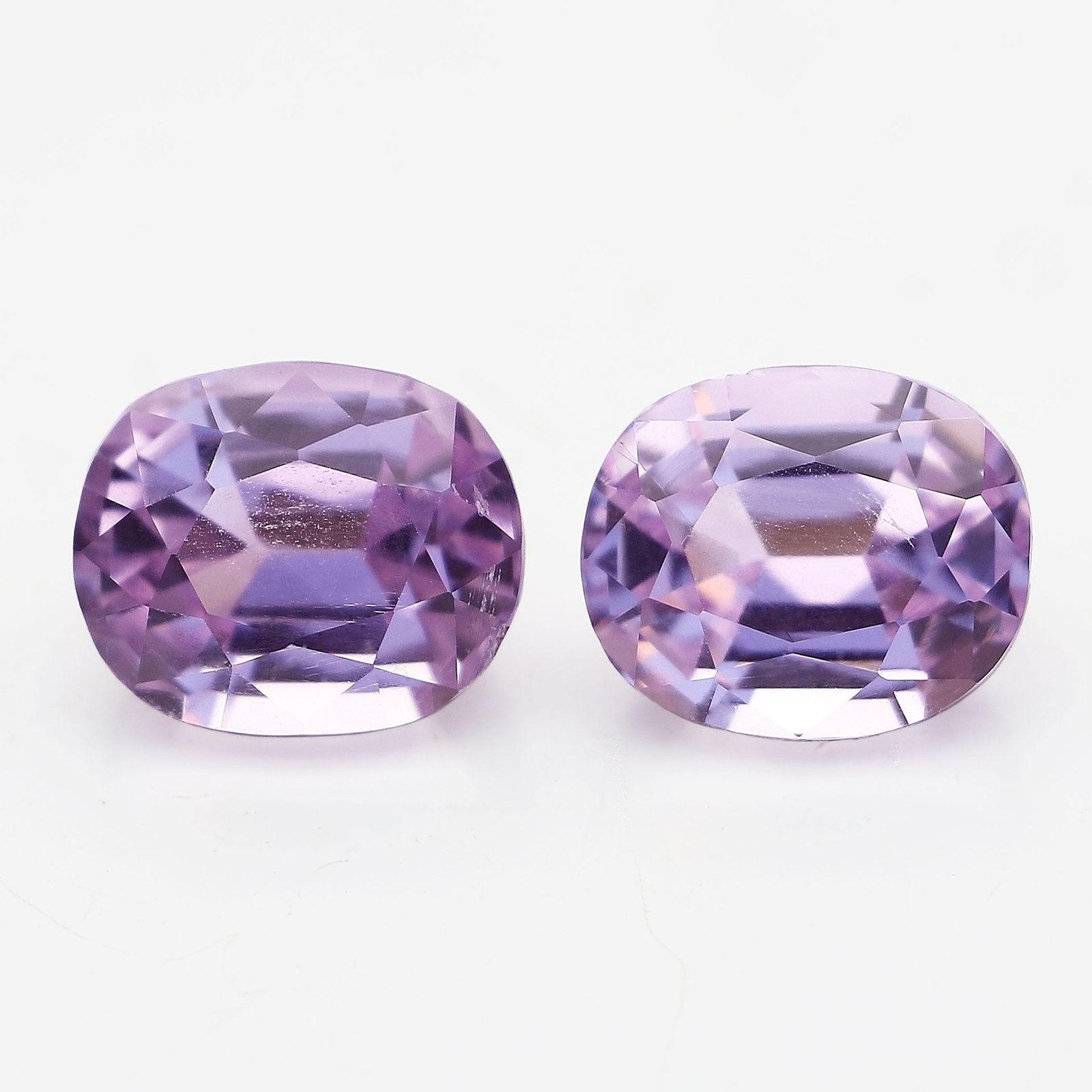 87.1 IGI Certified Natural Purple Pink Kunzite Gemstone Pair - Afghanistan - Image 1