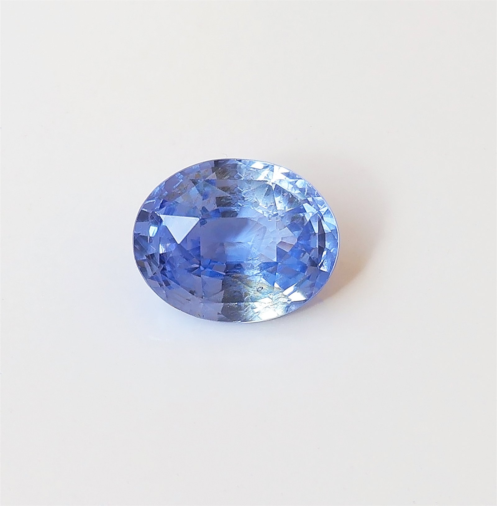9.1 ICA Certified Natural Blue Sapphire Gemstone - Madagascar - Image 1
