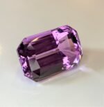 IGI Certified 24.50 Cts Natural Purple Kunzite Gemstone - Image 4