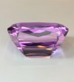 IGI Certified 24.50 Cts Natural Purple Kunzite Gemstone - Image 5