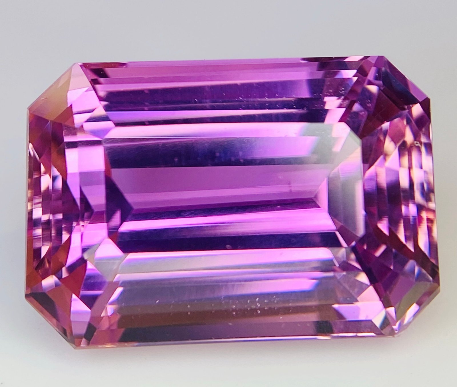 IMG_5238 IGI Certified 18.69 Cts Natural Pink Kunzite Gemstone - Image 1