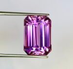 IGI Certified 18.69 Cts Natural Pink Kunzite Gemstone - Image 10