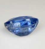 IGI Certified 1.75 Cts Natural Blue Sapphire Gemstone - Image 5
